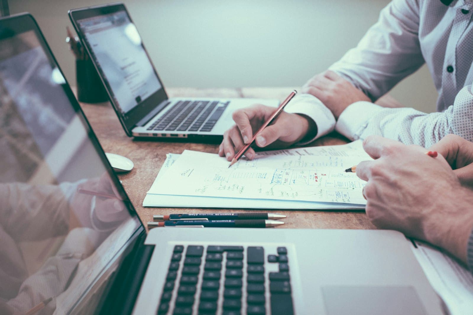 Enterprise Document Intelligence & RAG Knowledge Engine